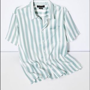 UO Basic Vertical Stripe Satin Short Sleeve Luxe Button-Down Shirt